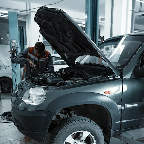Výmena oleja - autoservis EUCARS